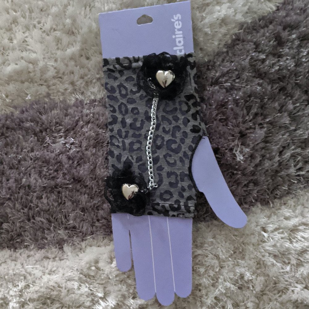 Goth Punk Emo Leopard Gloves With Chains